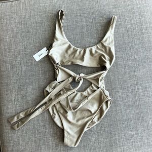 NWT Jade Swim Bond One-Piece Swimsuit, Color Pebble, Size S